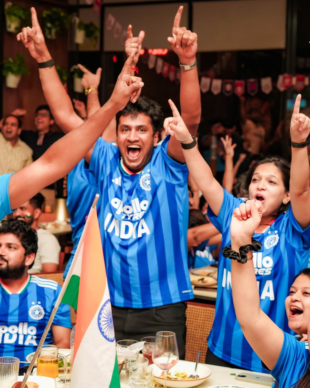 The-studs-own-a-studs-bar-franchise