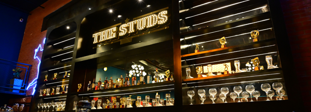 what-makes-customers-return-to-a-sports-bar | The Studs